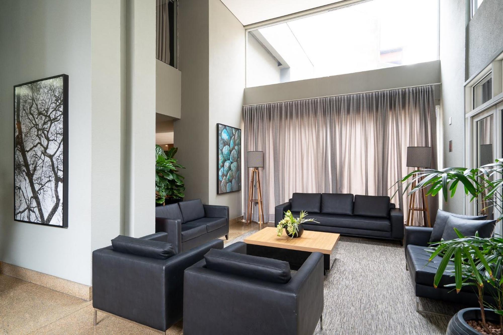 Suites Inside Windham Sao Paulo Paulista Exterior photo